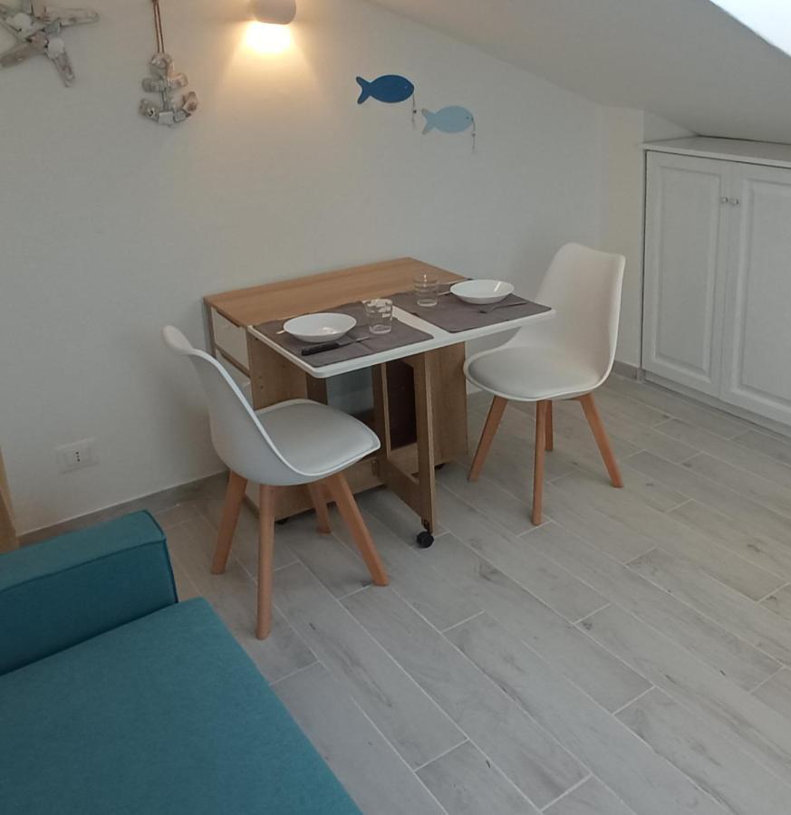 Monolocale Mansarda A Porto Santo Stefano Argentarioアパートメント エクステリア 写真